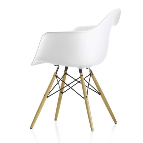 Cadeira de Braços em Plástico Eames DAW / Base Ácer